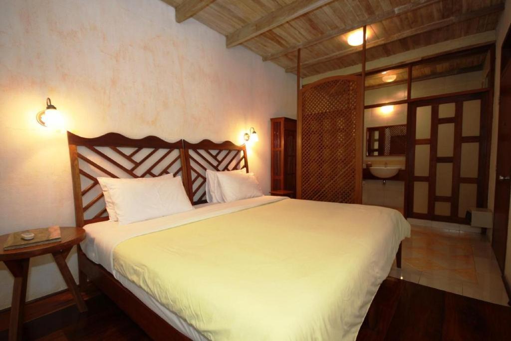 Studio Double or Twin Room - Vanida Residence
